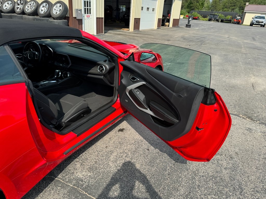 2023 Chevrolet Camaro LT1 photo 29