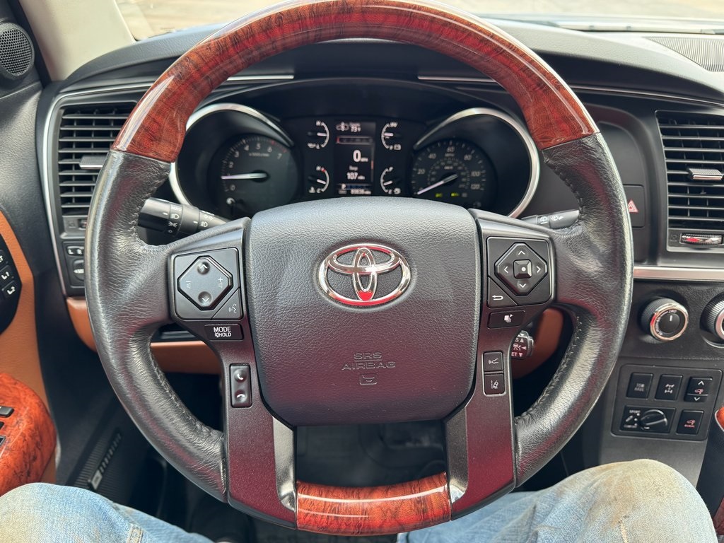 2018 Toyota Sequoia Platinum photo 15