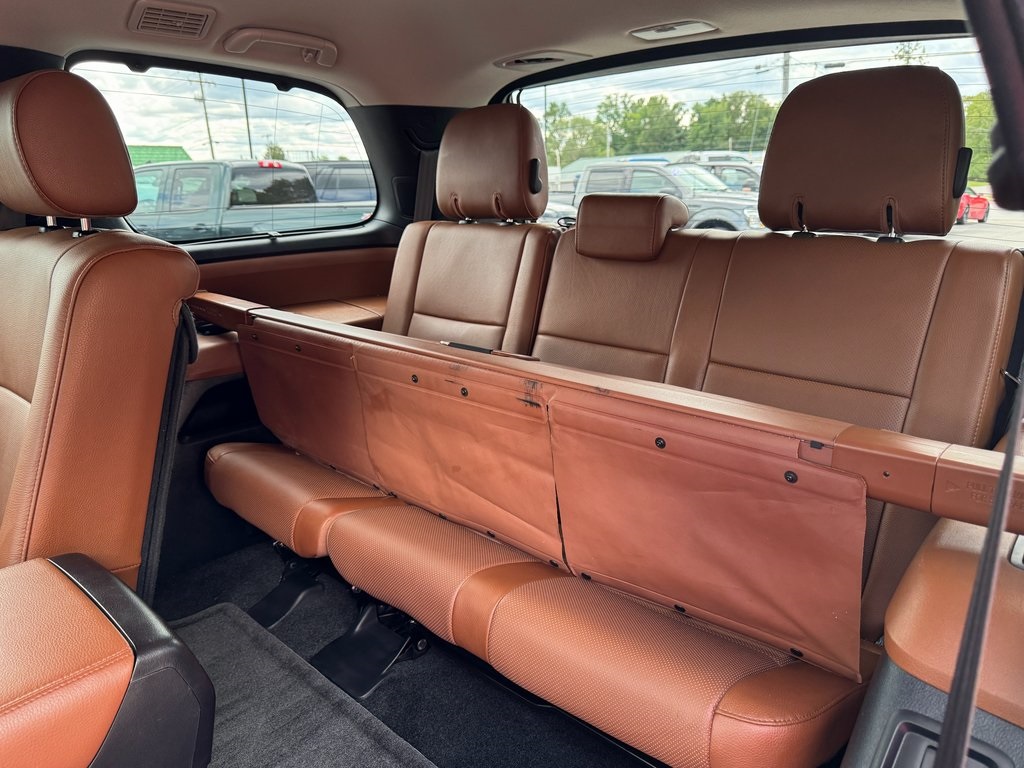 2018 Toyota Sequoia Platinum photo 31