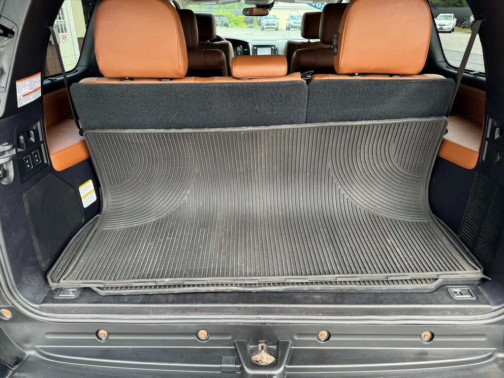 2018 Toyota Sequoia Platinum photo 33
