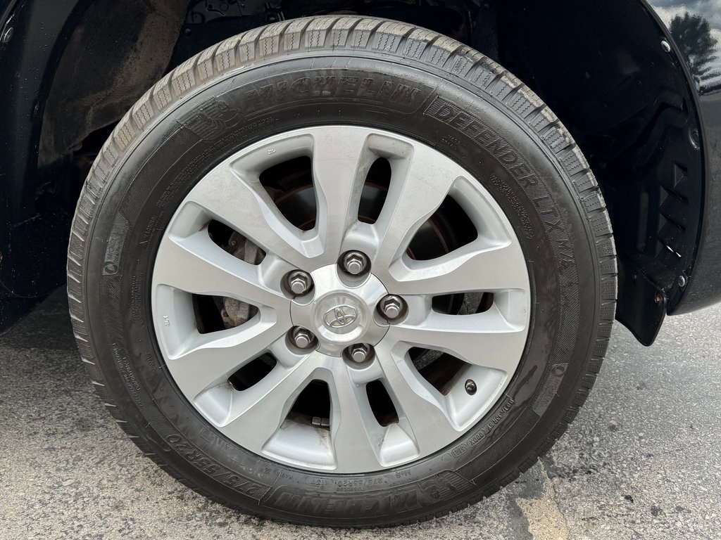 2018 Toyota Sequoia Platinum photo 42