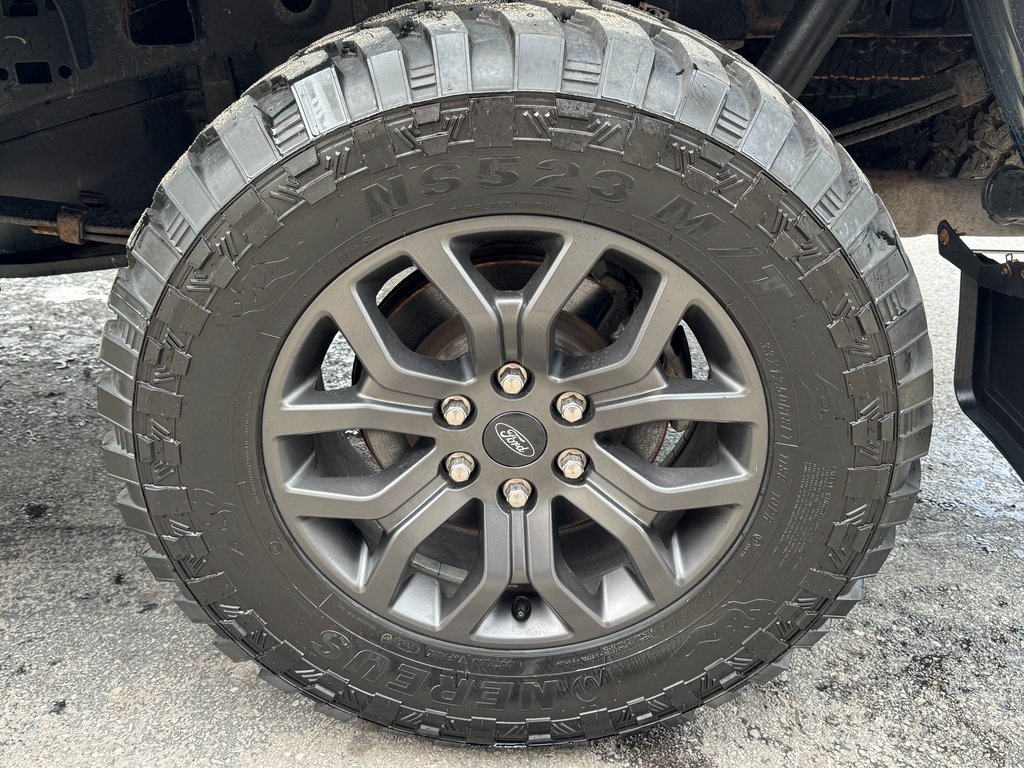 2022 Ford F-150 Tremor photo 38