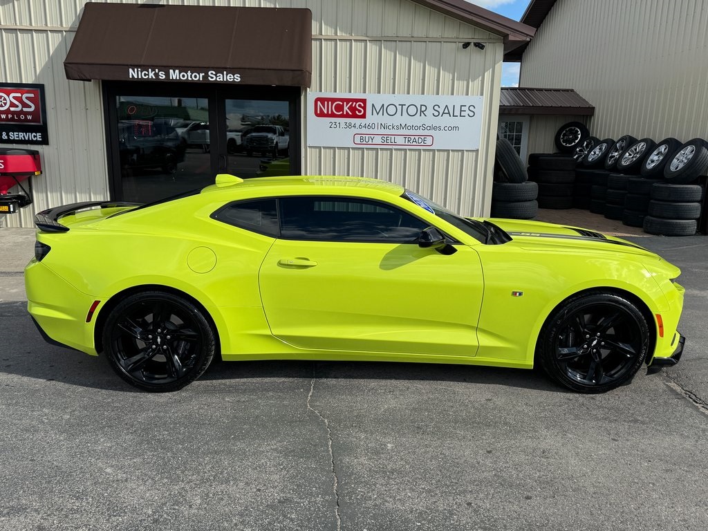2020 Chevrolet Camaro 2SS photo 2