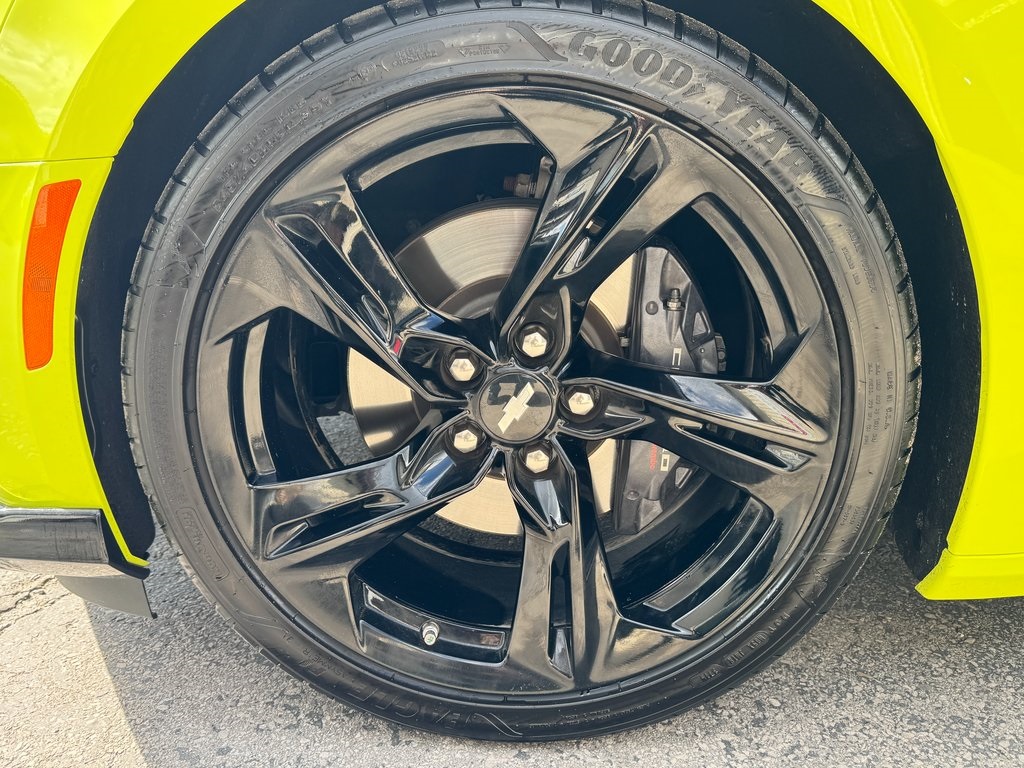2020 Chevrolet Camaro 2SS photo 32
