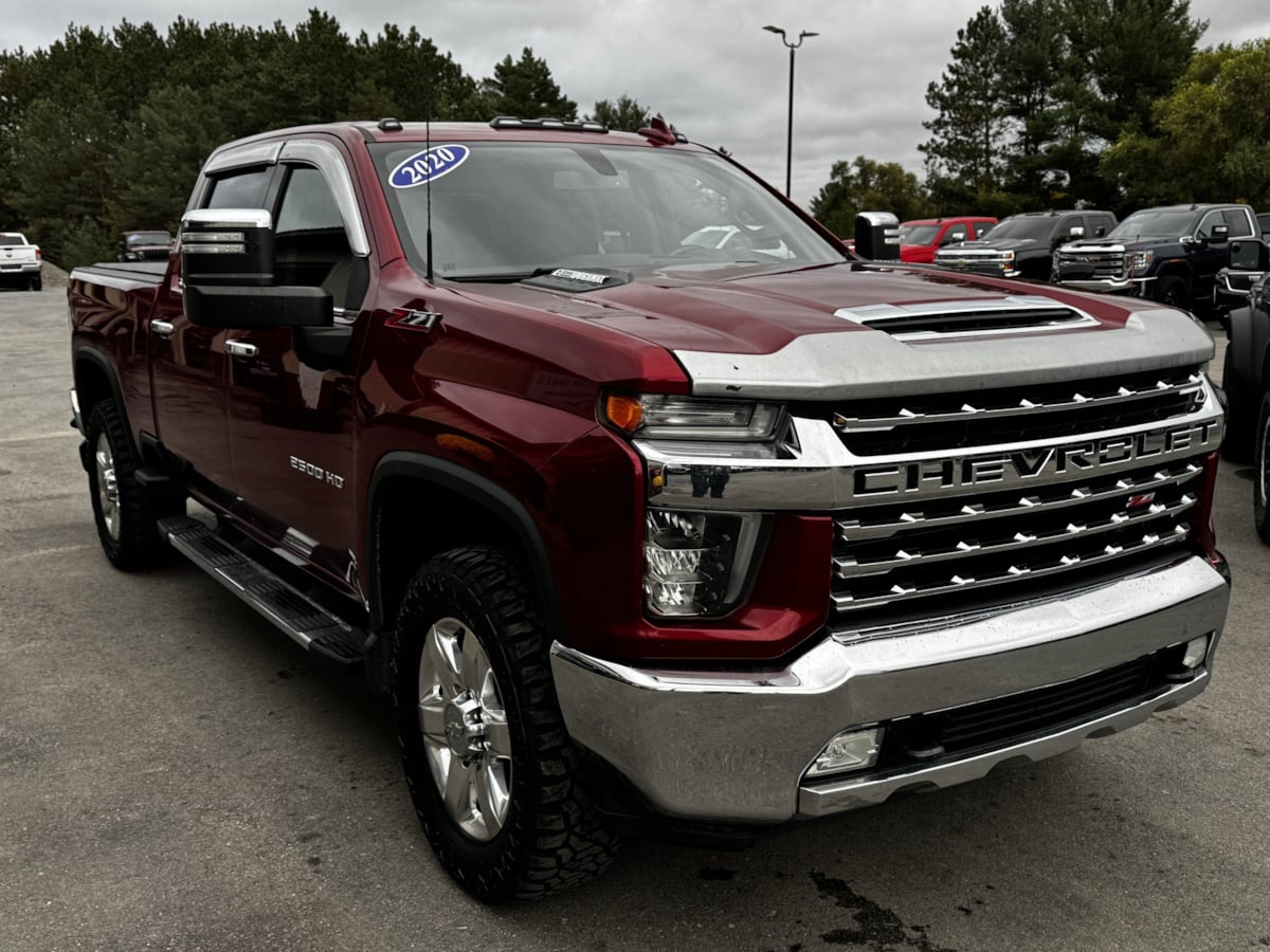 Photo 8 of this Chevrolet Silverado 2500HD