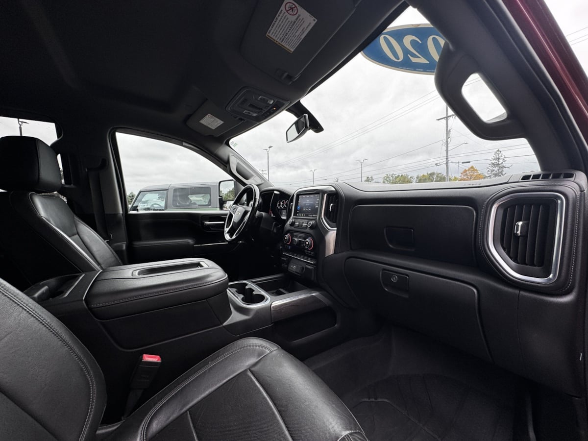 Photo 29 of this Chevrolet Silverado 2500HD