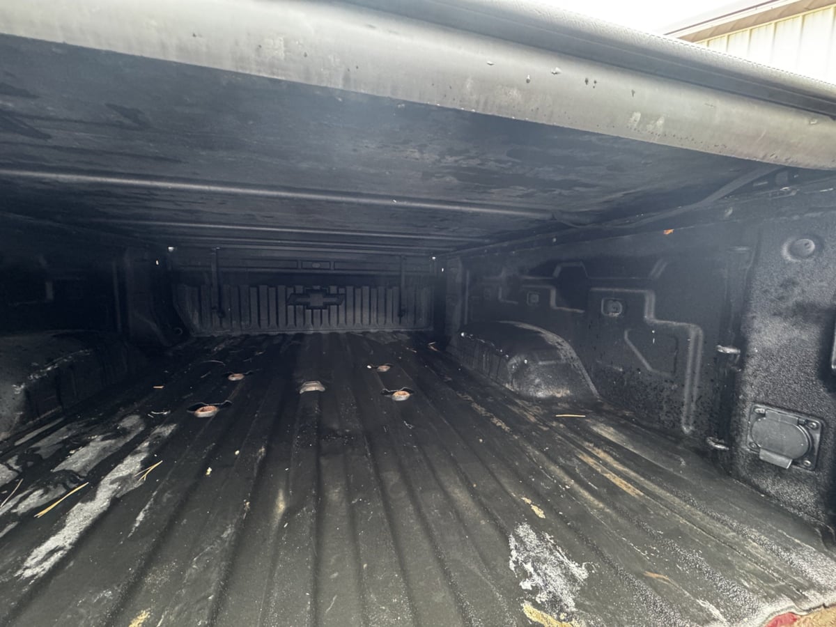 Photo 45 of this Chevrolet Silverado 2500HD
