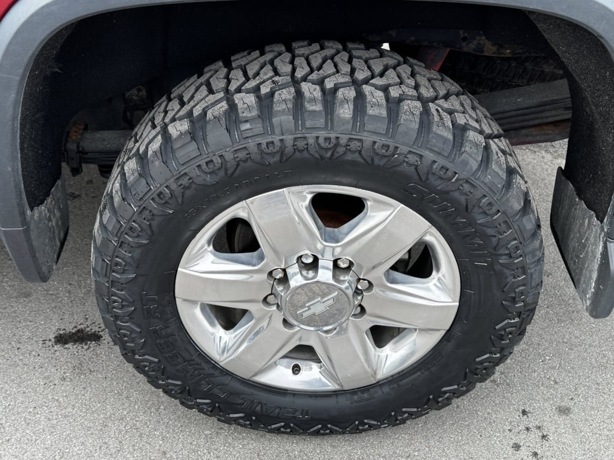 Photo 47 of this Chevrolet Silverado 2500HD