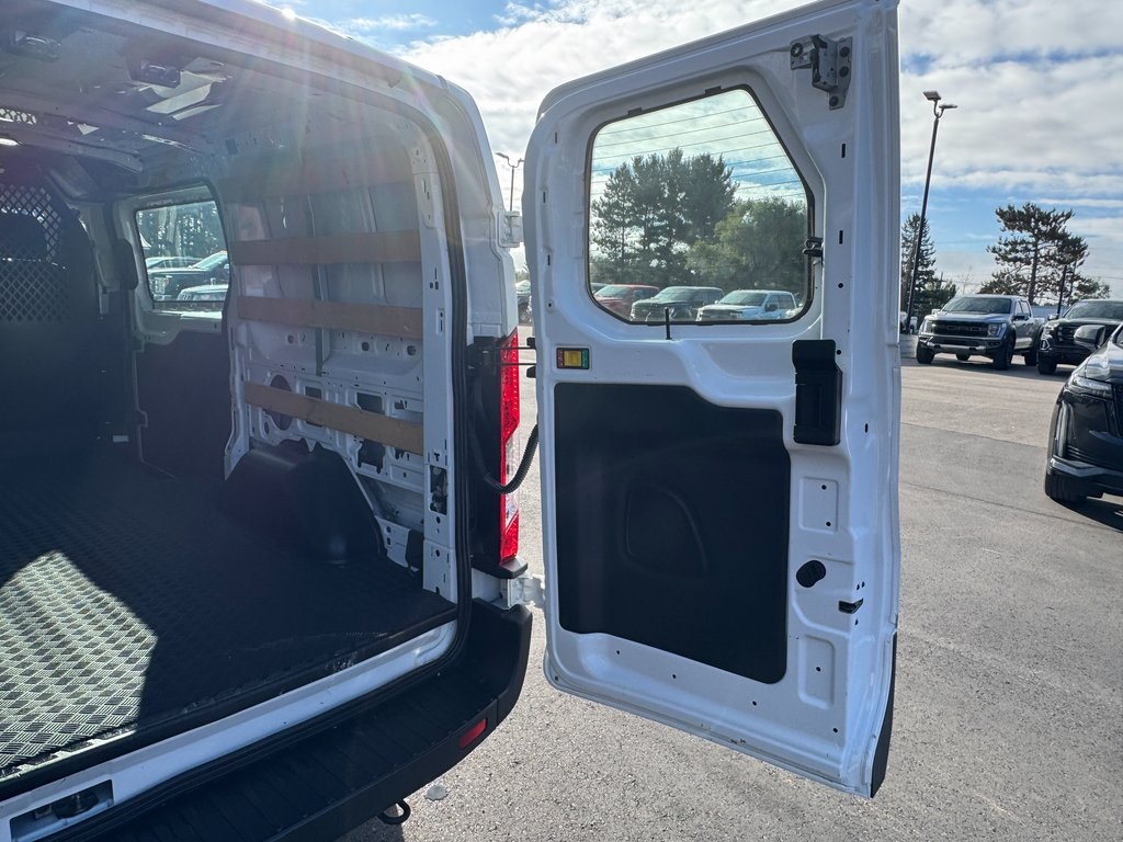 2023 Ford Transit Cargo Van photo 23