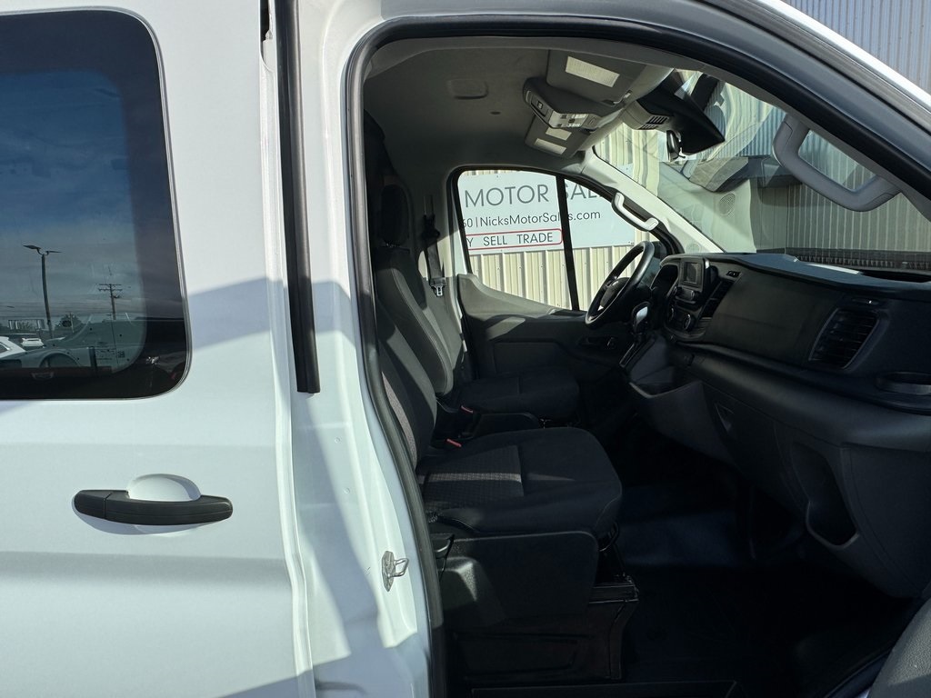 2023 Ford Transit Cargo Van photo 31