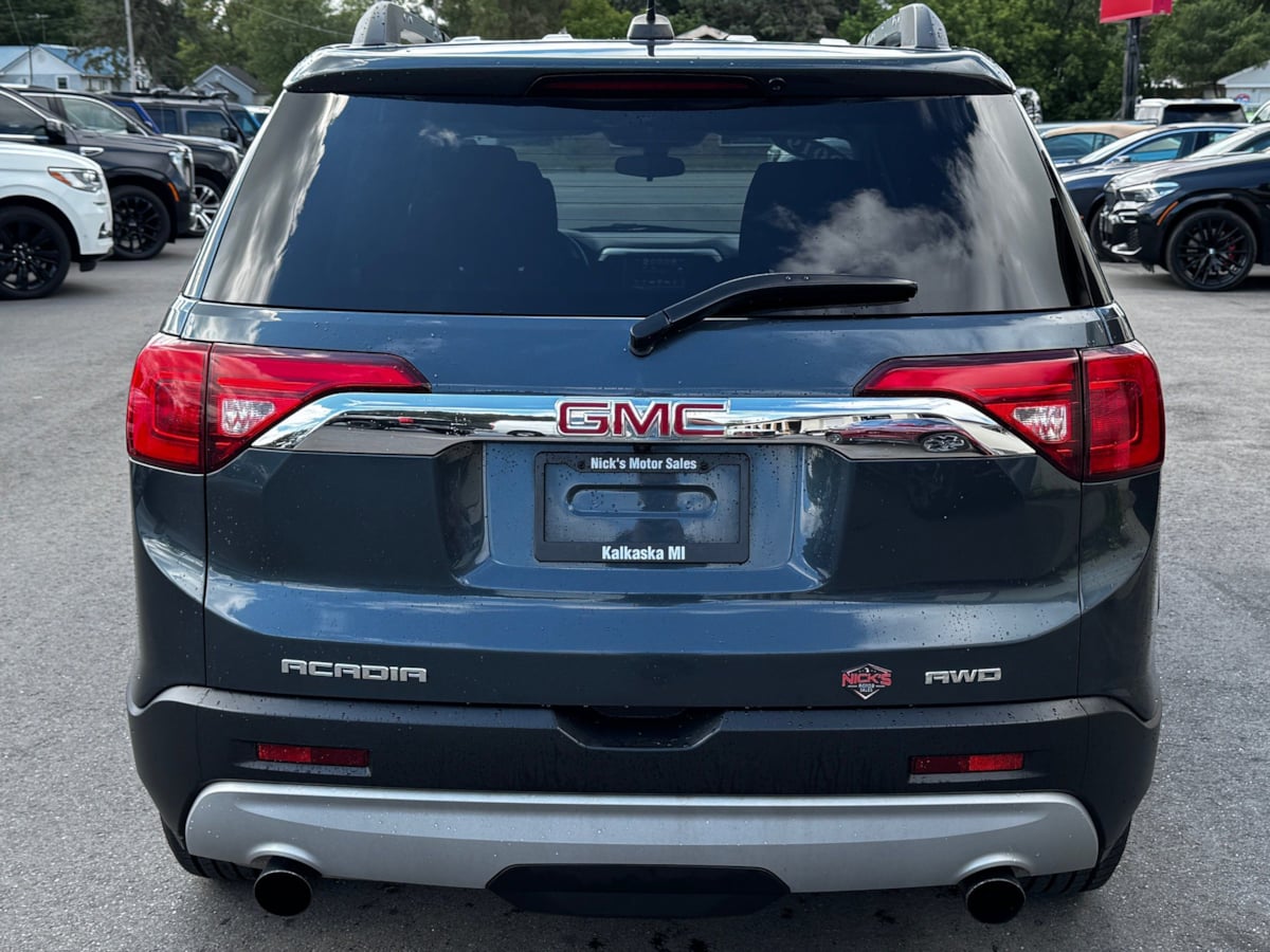GMC Acadia photo 5