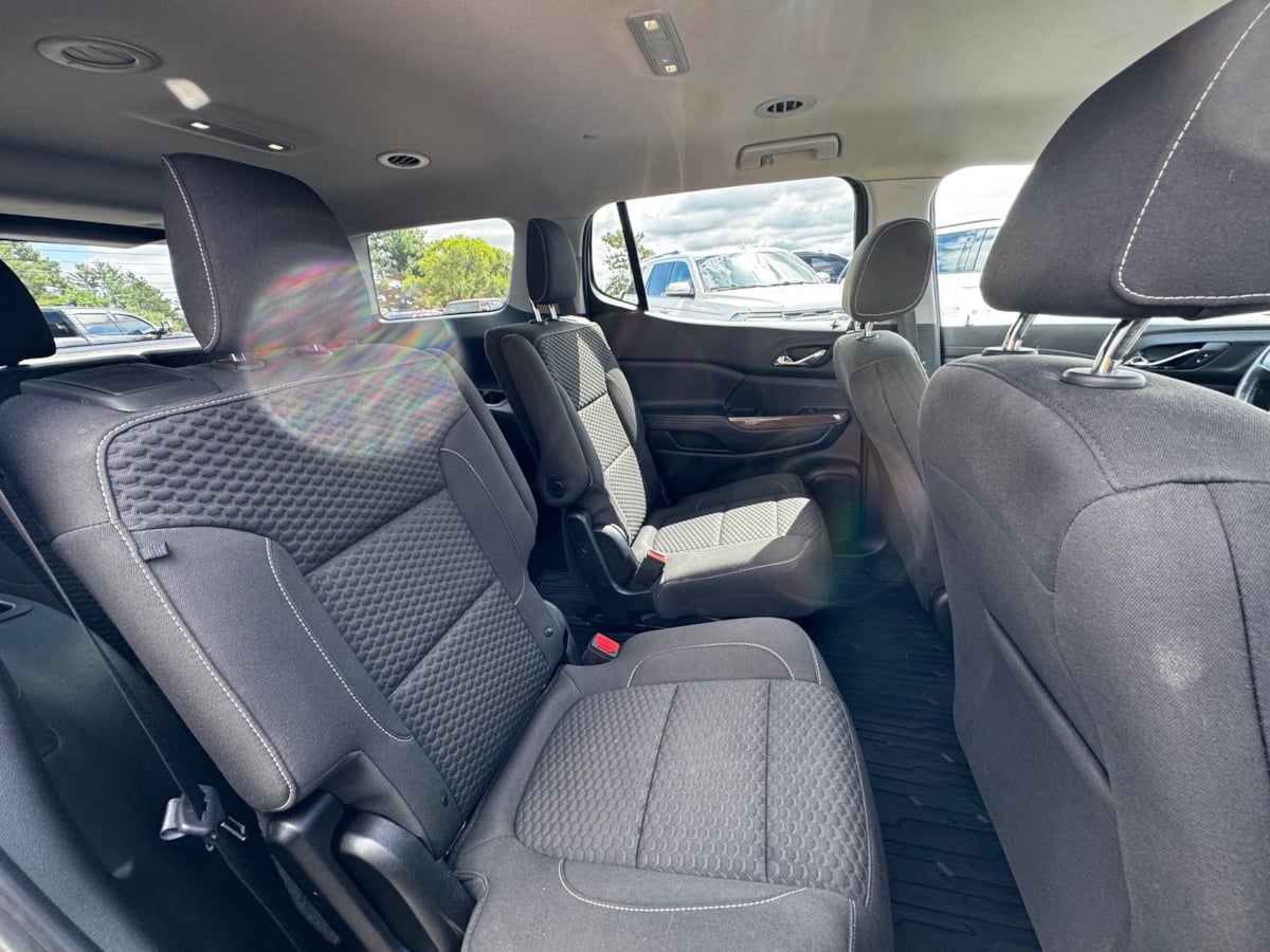 GMC Acadia photo 33