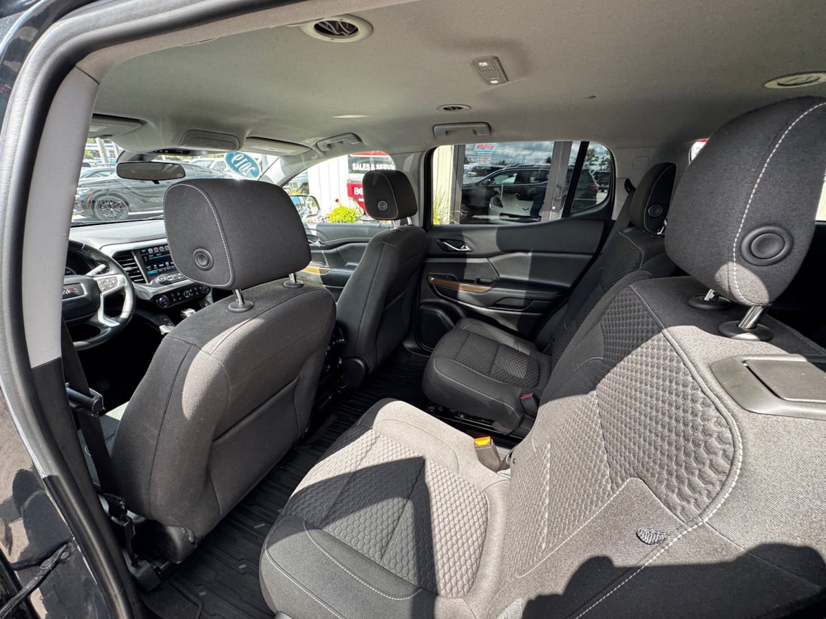GMC Acadia photo 41