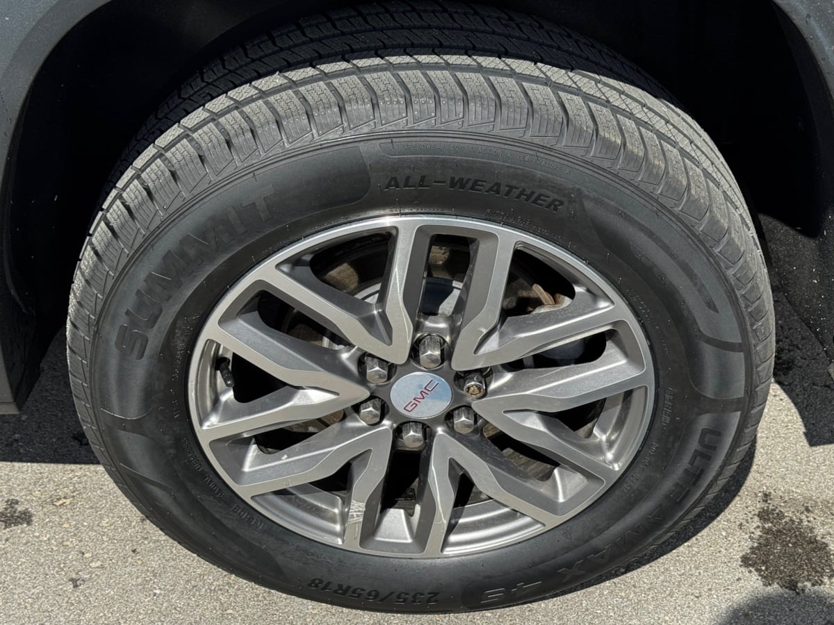 GMC Acadia photo 48
