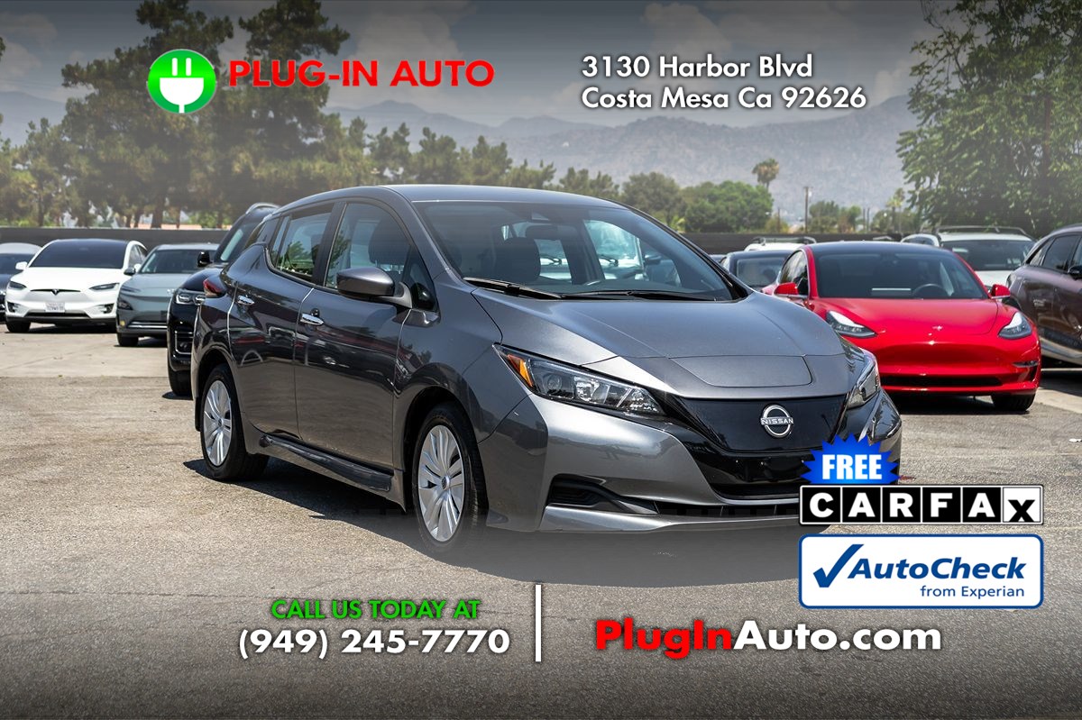2024 Nissan Leaf S photo 3