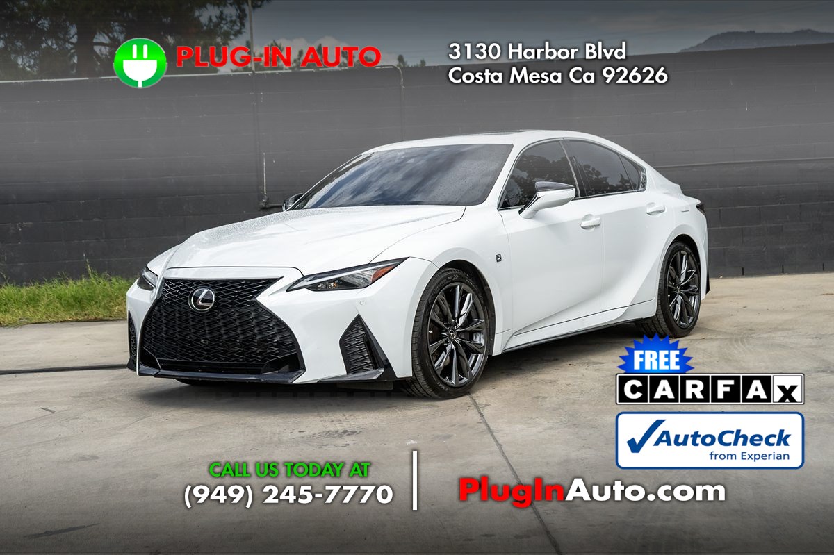 2022 Lexus IS 350 F SPORT photo 2