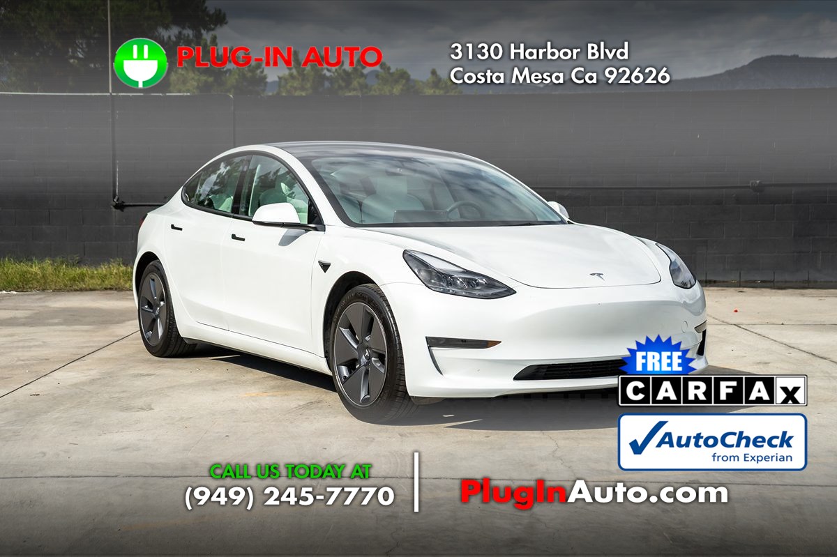 2023 Tesla Model 3 photo 3