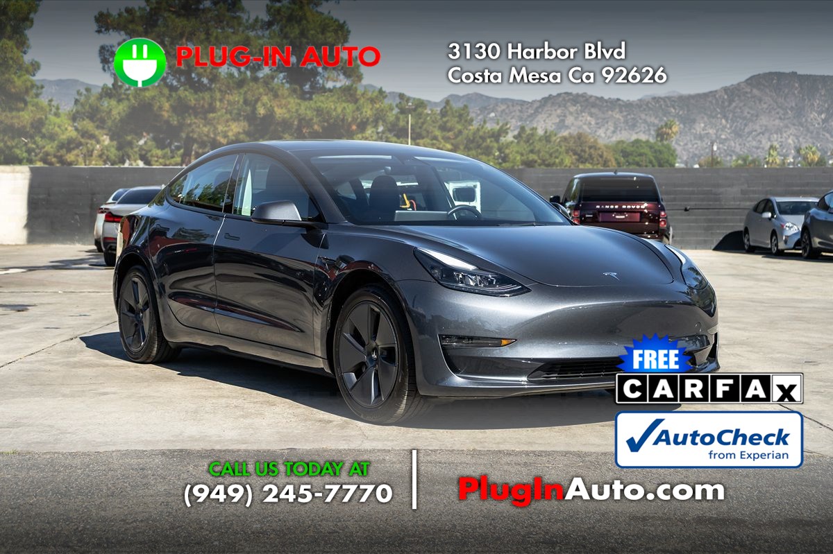 2023 Tesla Model 3 photo 3