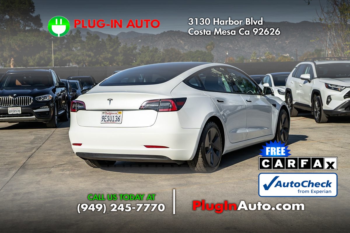 2023 Tesla Model 3 photo 4