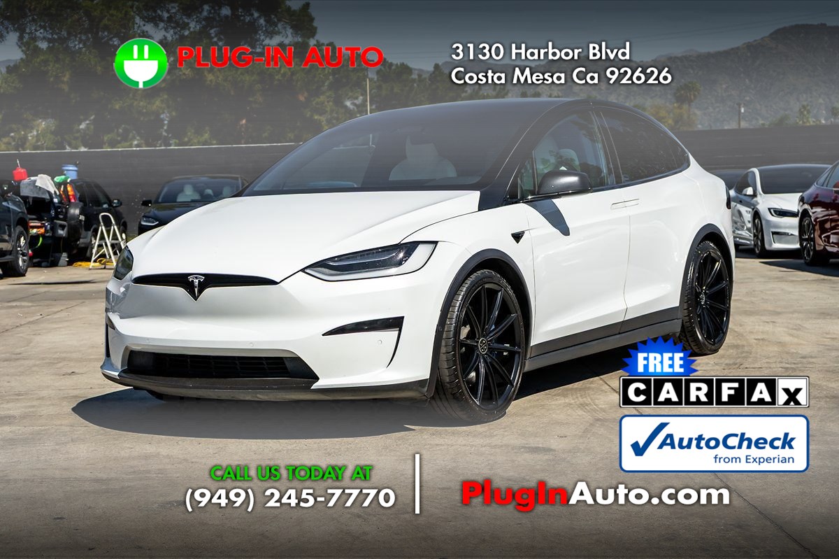 2022 Tesla Model X Plaid's photo