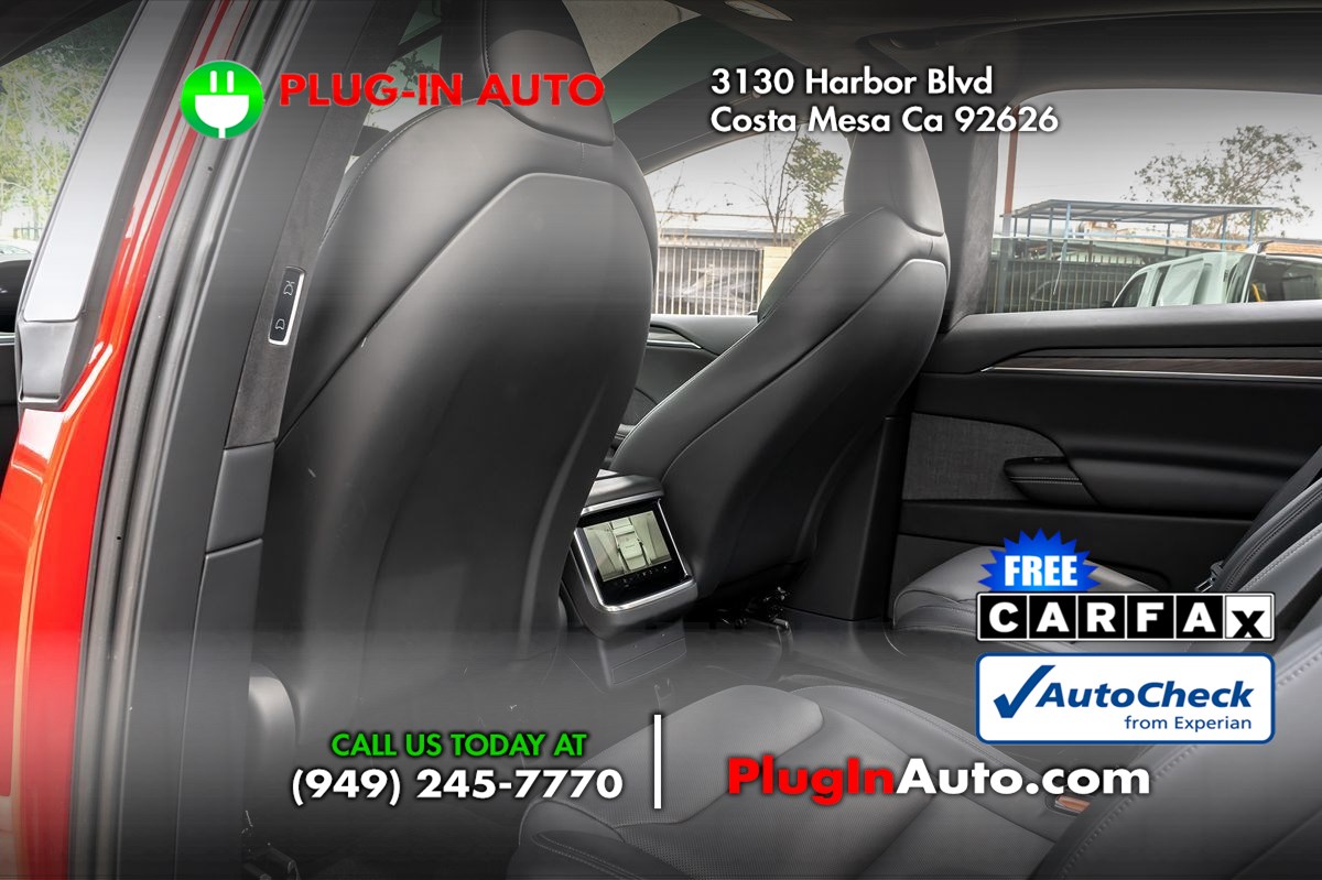 2022 Tesla Model X Long Range's photo