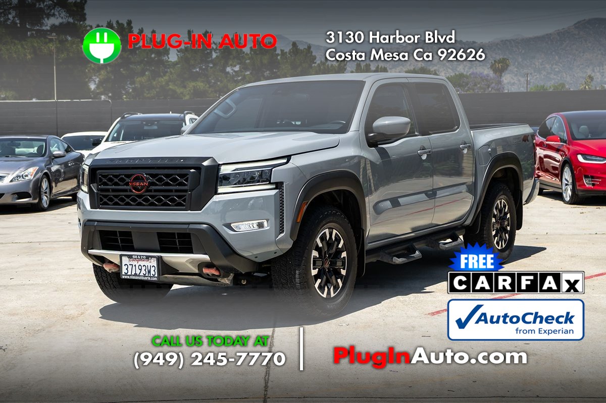 2023 Nissan Frontier PRO-4X Crew Cab 4X4's photo