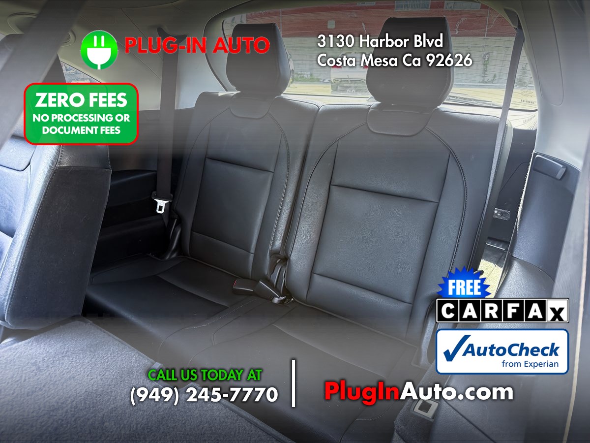 Photo 12 of this Acura MDX