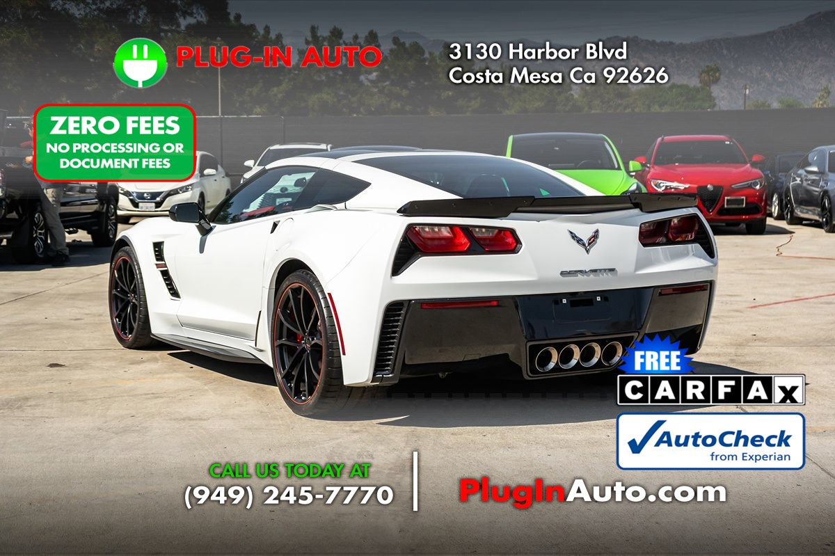 Photo 4 of this Chevrolet Corvette