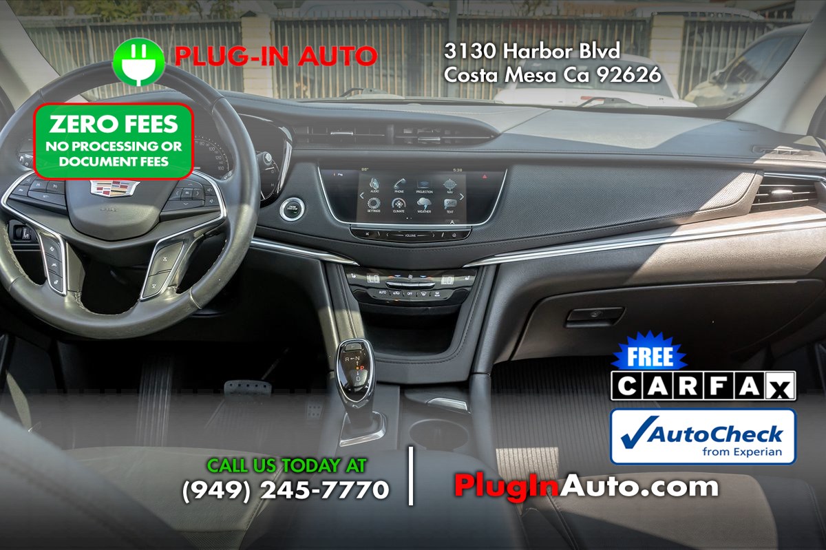 Photo 15 of this Cadillac XT5