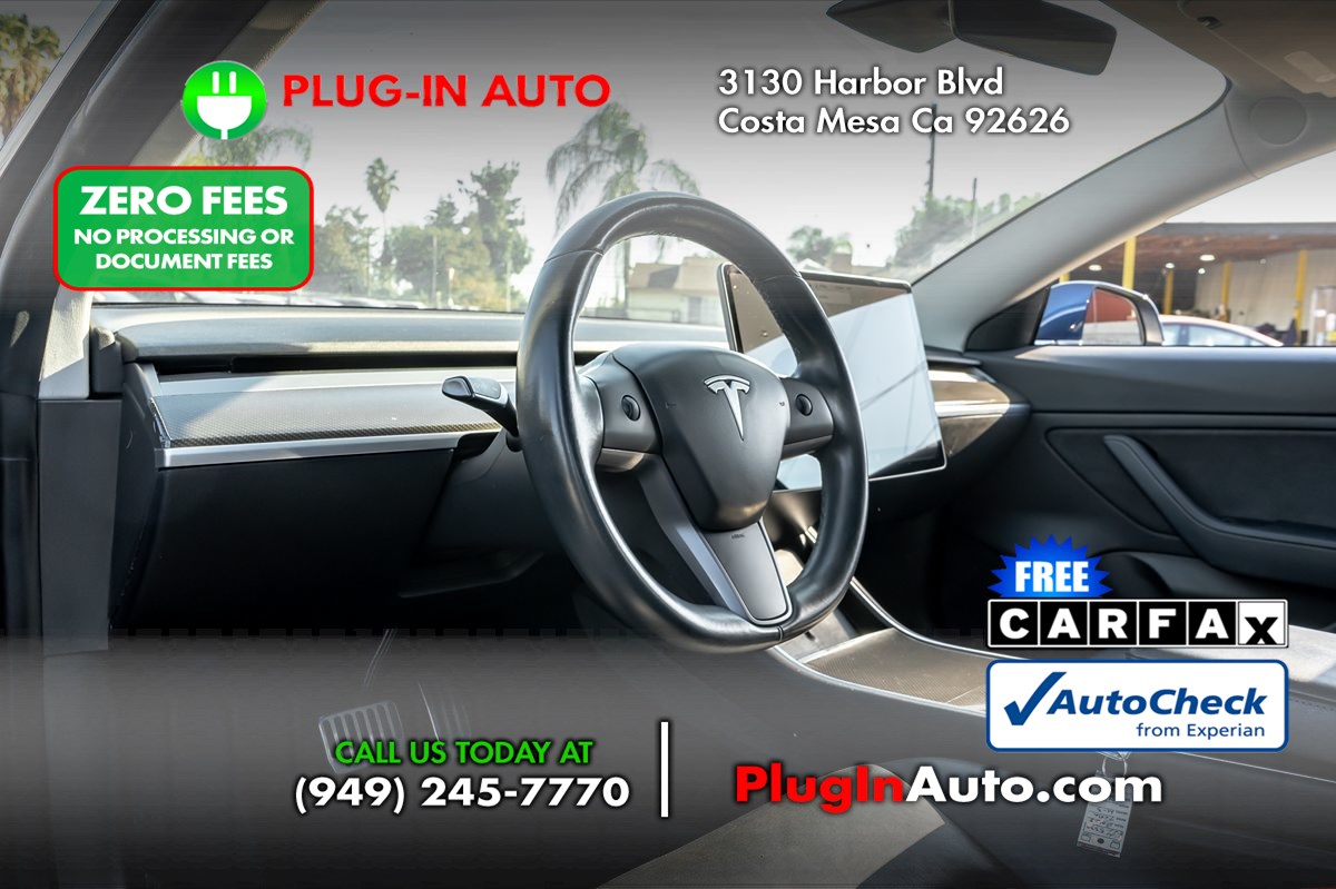Photo 6 of this Tesla Model 3