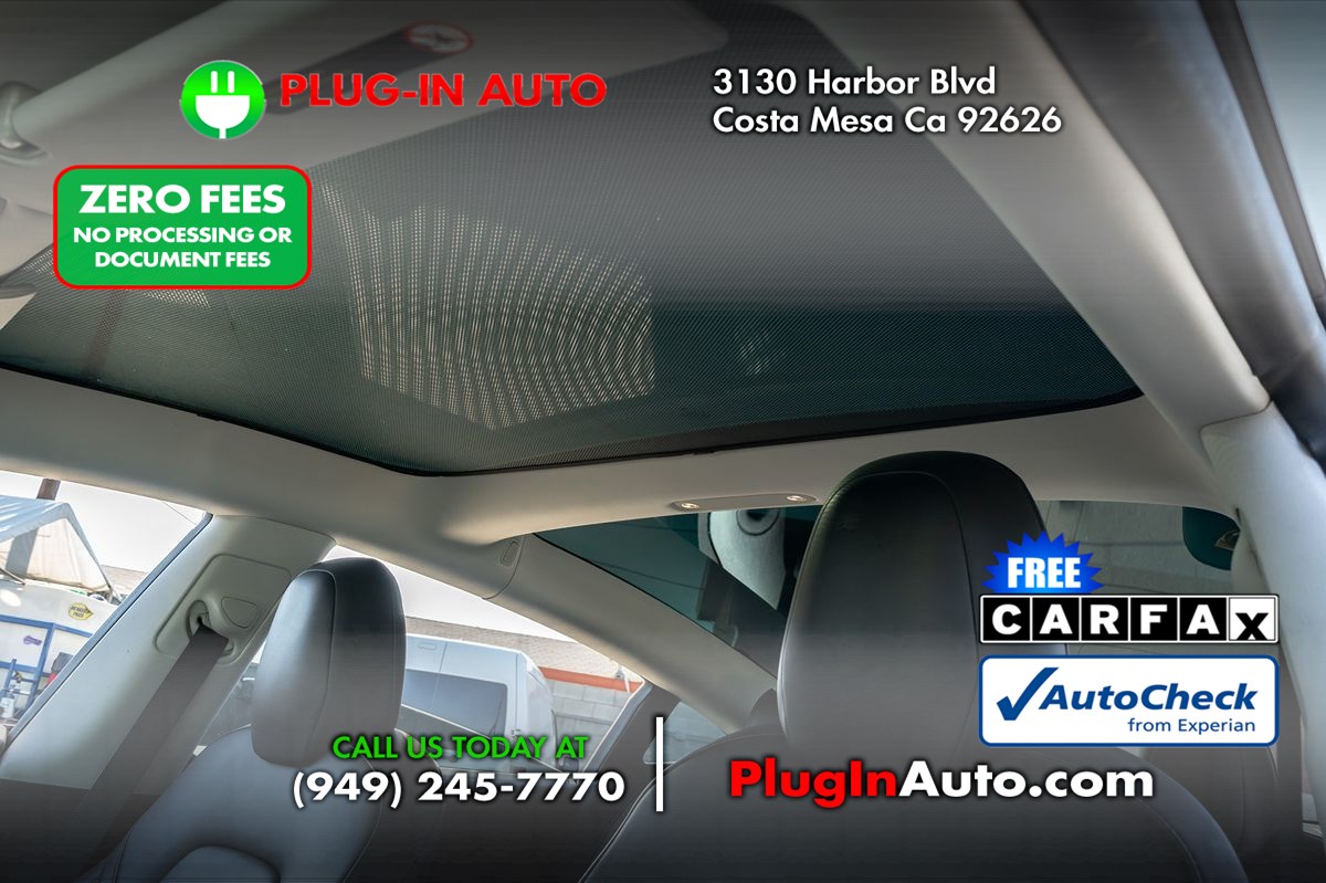 Photo 8 of this Tesla Model 3