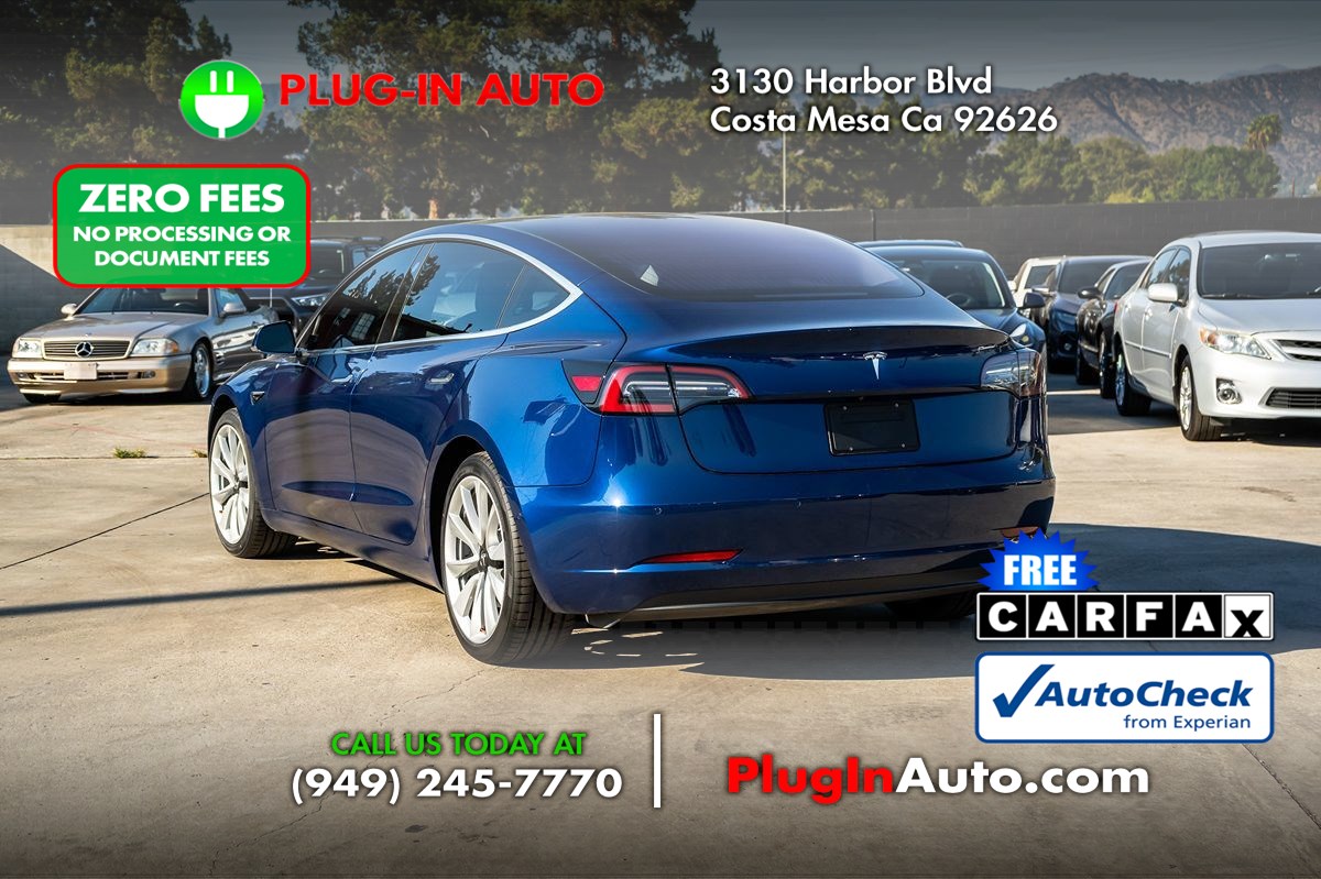 Photo 3 of this Tesla Model 3