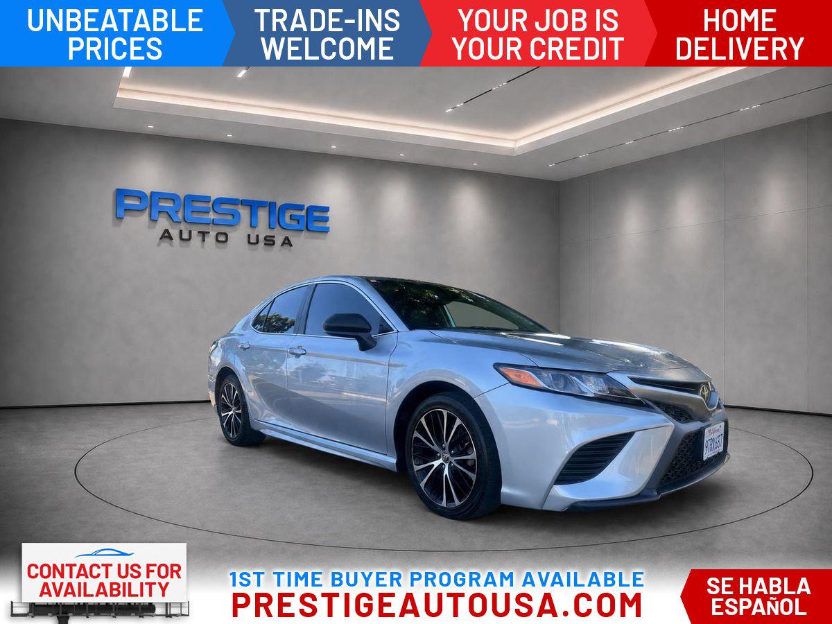 2020 Toyota Camry SE