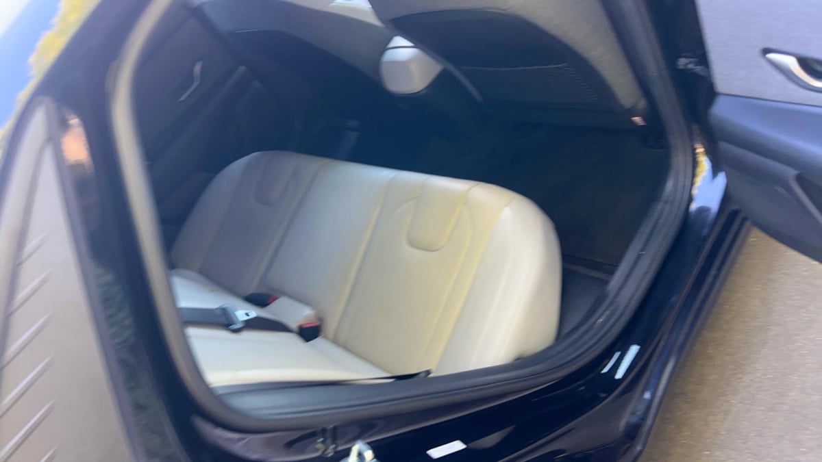 2023 Hyundai Elantra Limited - Photo 16