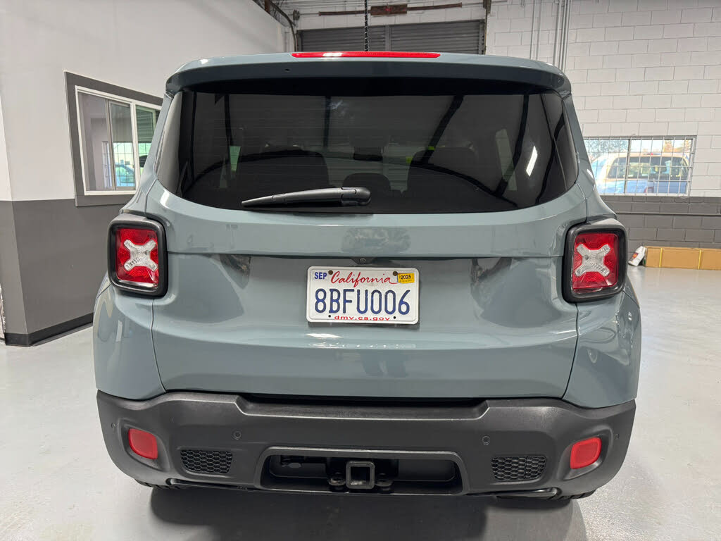 2017 Jeep Renegade Latitude North Edition photo 5