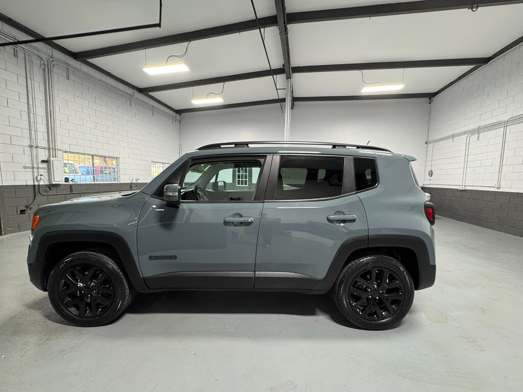 2017 Jeep Renegade Latitude North Edition photo 7