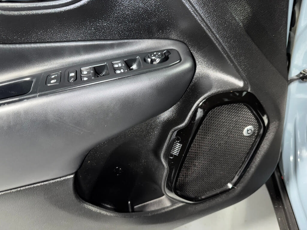 2017 Jeep Renegade Latitude North Edition photo 11