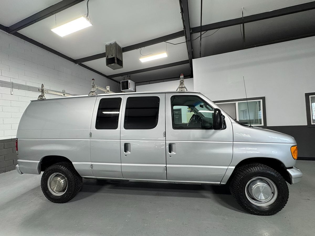 Sold 2006 Ford Econoline Cargo Van in Auburn