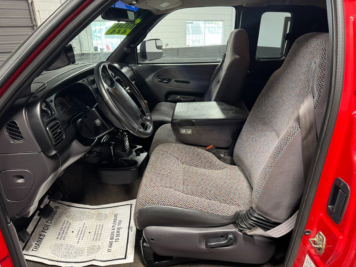 2002 Dodge Ram photo 12