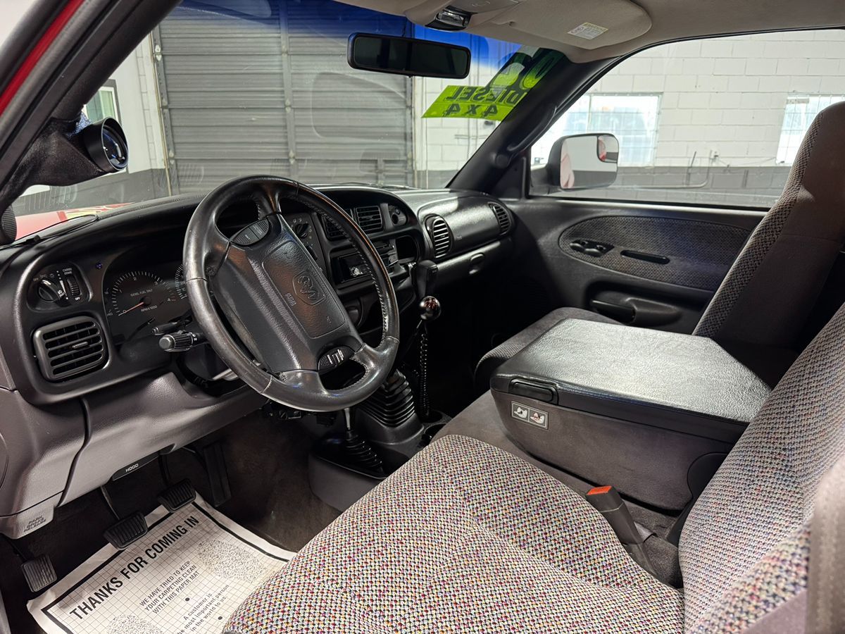 2002 Dodge Ram photo 13
