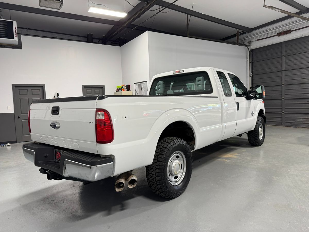 2015 Ford F-250 XL photo 3