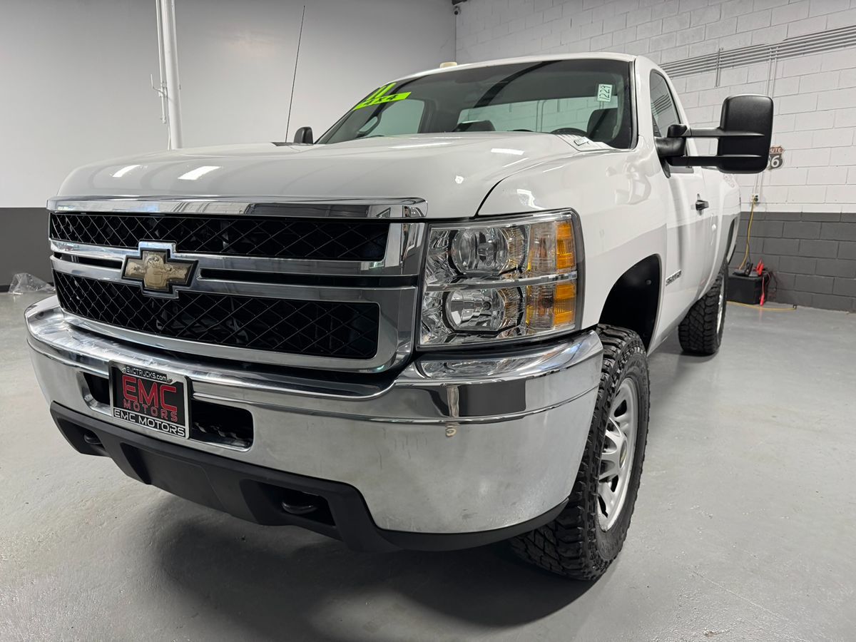 2011 Chevrolet Silverado 3500HD Work Truck photo 9