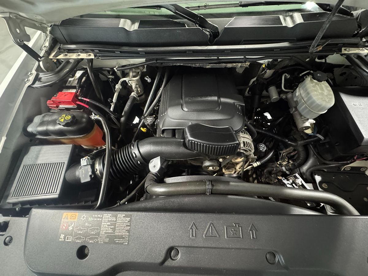 2011 Chevrolet Silverado 3500HD Work Truck photo 18