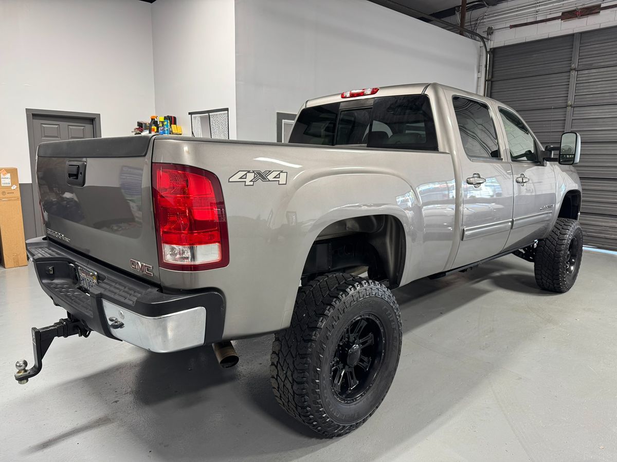 2007 Gmc Sierra SLT photo 3