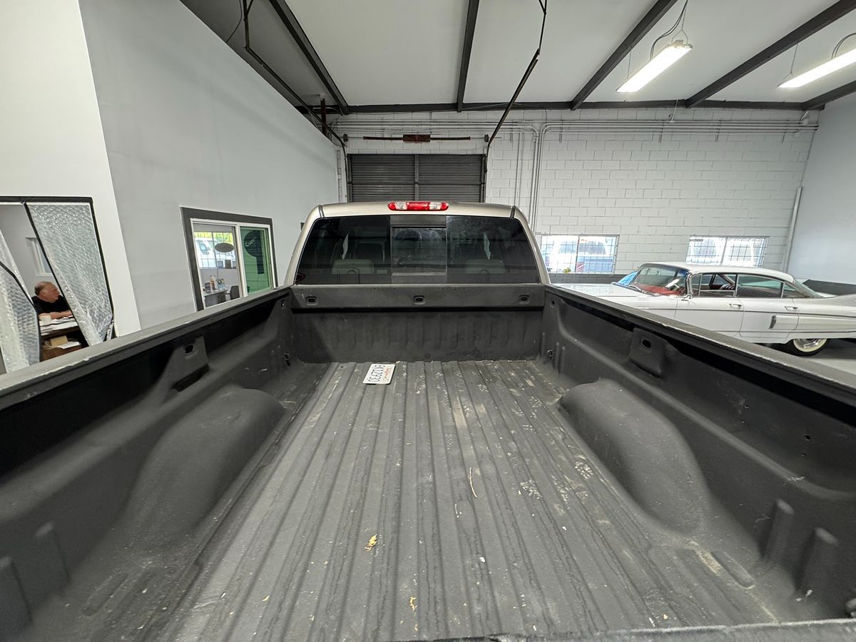 2007 Gmc Sierra SLT photo 4