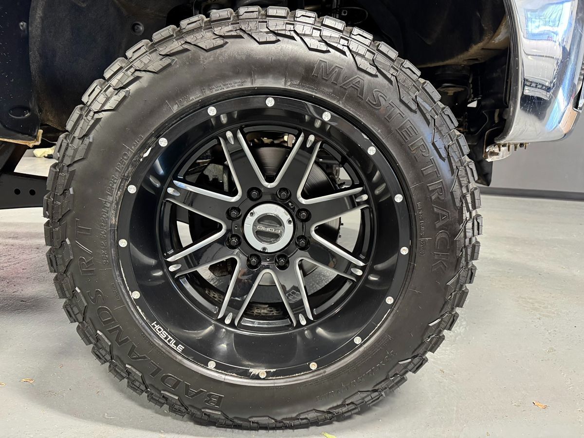 2016 Ford F-250 Lariat photo 2