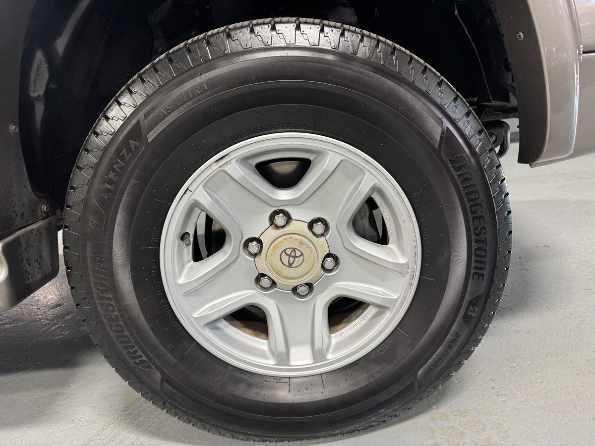1999 Toyota 4Runner Limited photo 2