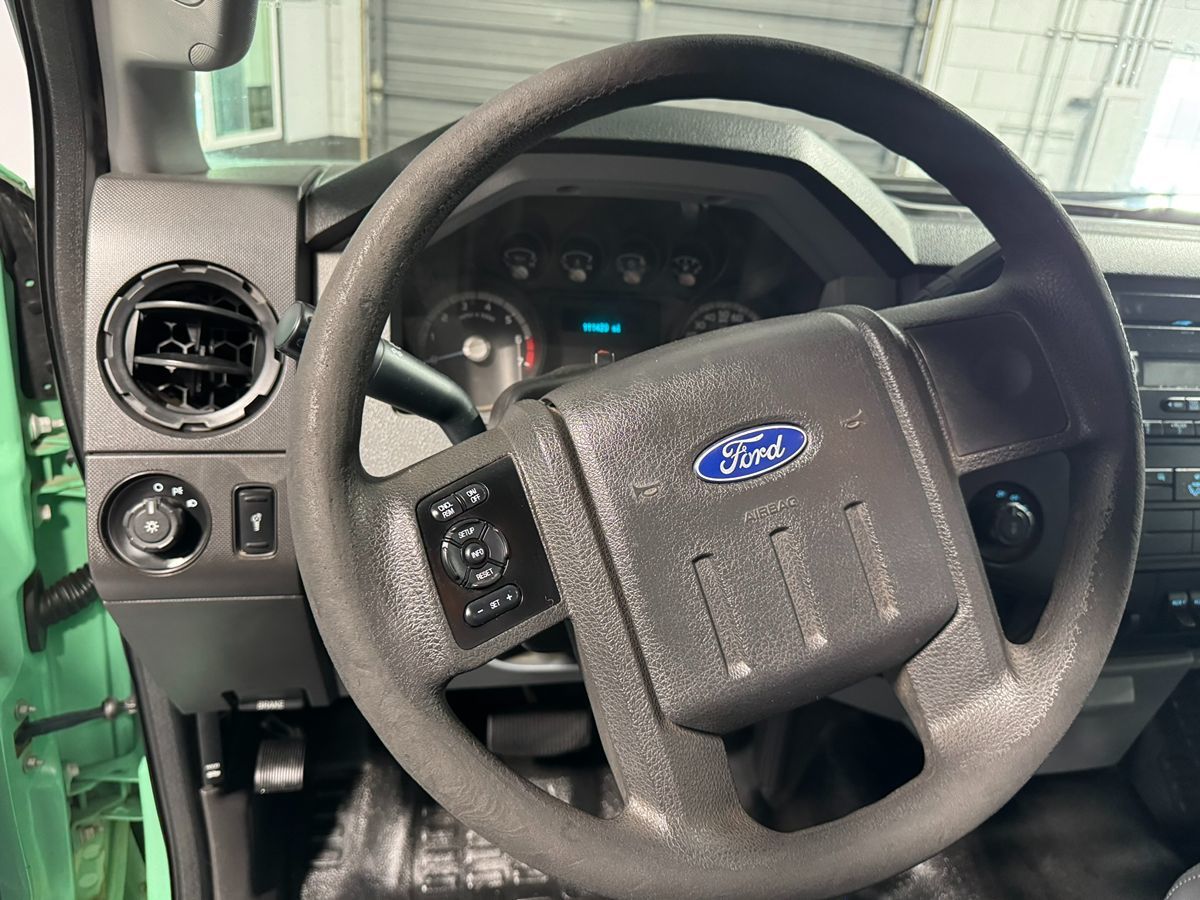 2012 Ford F-350 XL photo 11