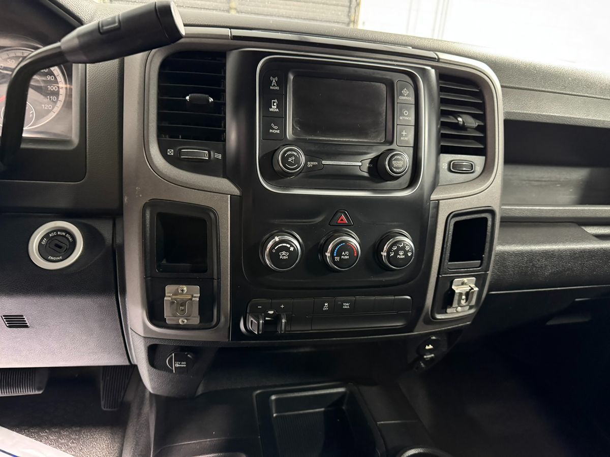 2016 Ram 2500 Tradesman photo 11