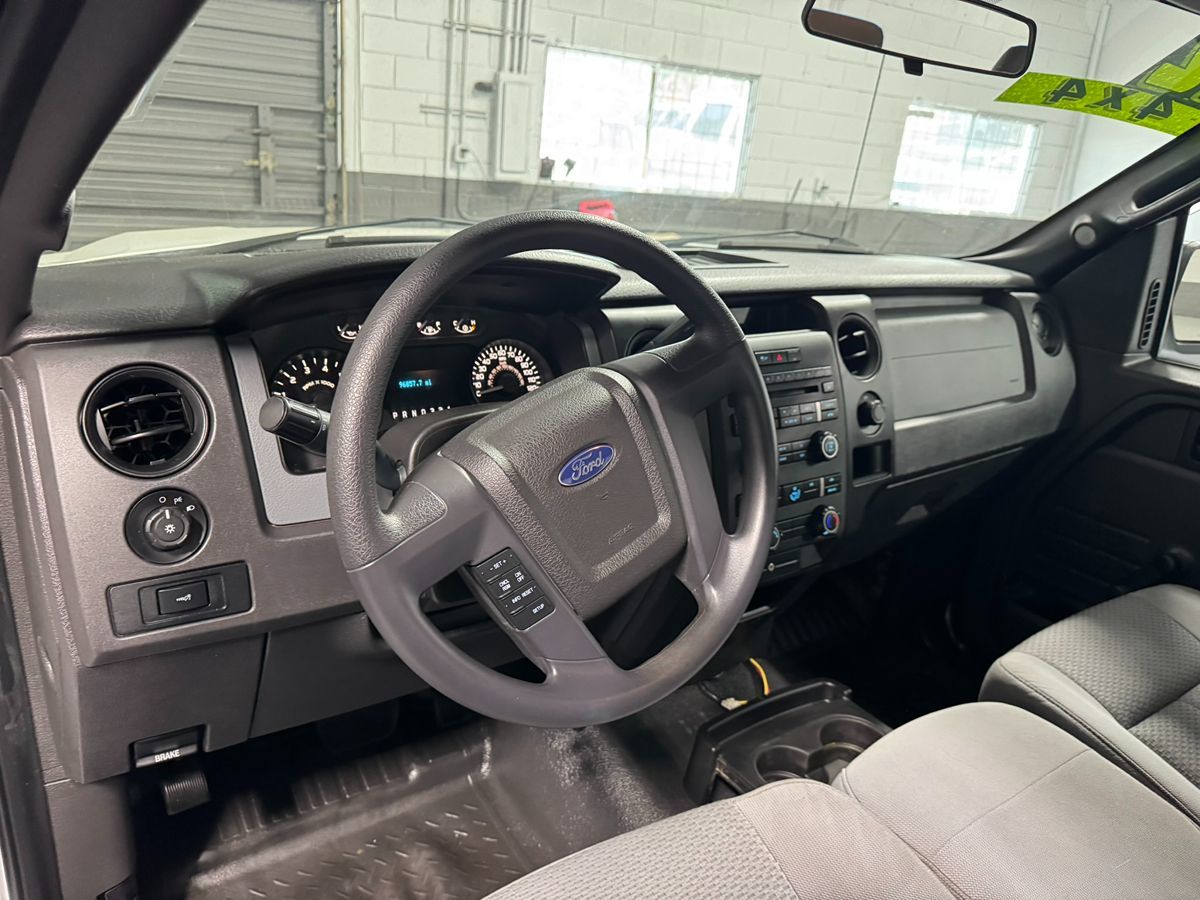 2012 Ford F-150 XL photo 12